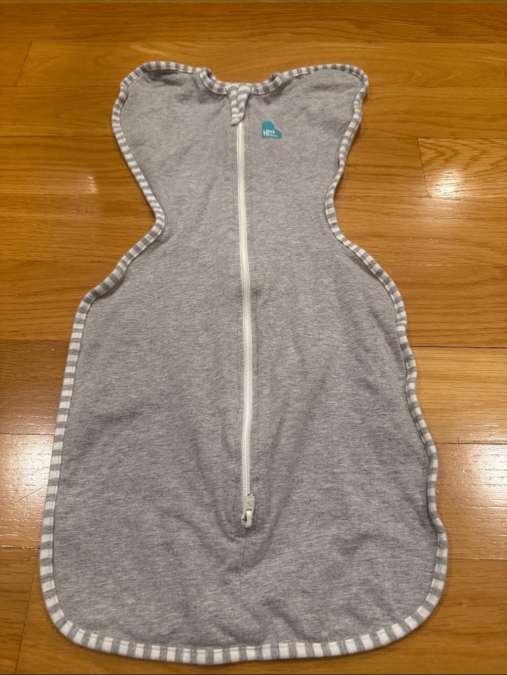 Swaddle up original sleep swaddle size small .